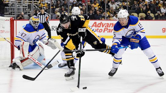 Lafferty brings physicality, speed in return to Penguins' lineup taken at PPG Paints Arena (Penguins)